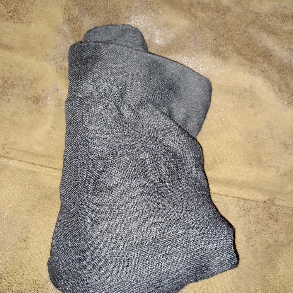 BUNDLE OF SCARFS, (8)